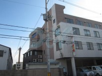辻村ビル 401号室